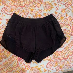 Lululemon Hotty Hot shorts
